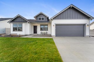 2460 Yamsay Drive 75, Medford, OR 97504