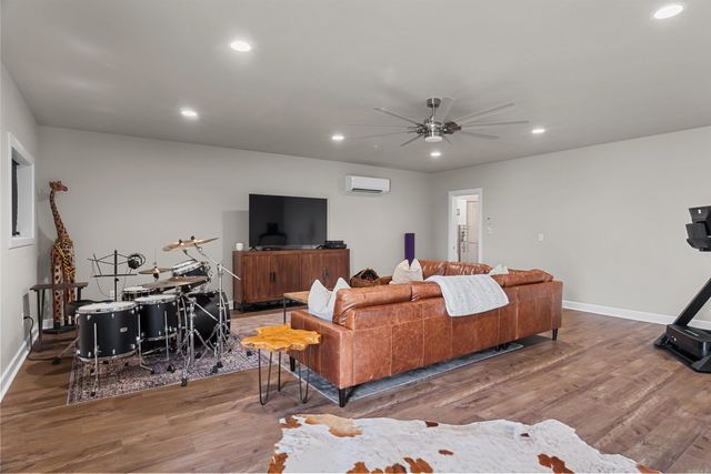 306 Rocky Point Circle, Bee Branch, AR 72013
