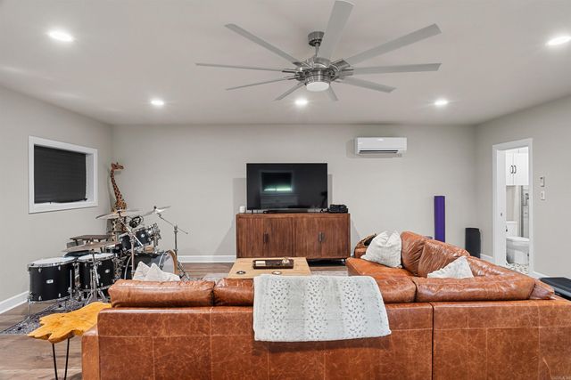 306 Rocky Point Circle, Bee Branch, AR 72013