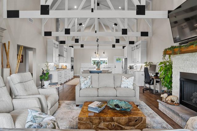 306 Rocky Point Circle, Bee Branch, AR 72013