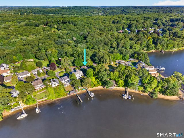 35 Oswegatchie Road, Waterford, CT 06385