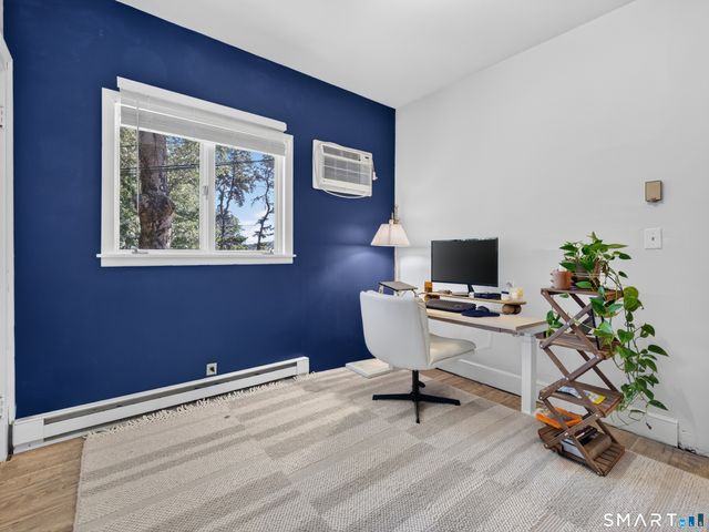 35 Oswegatchie Road, Waterford, CT 06385