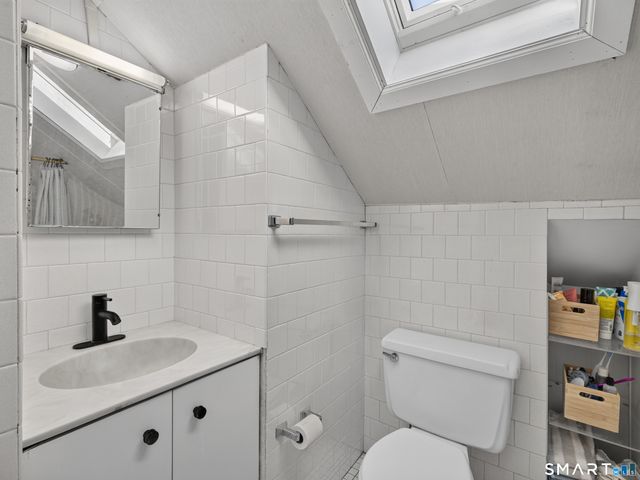 35 Oswegatchie Road, Waterford, CT 06385