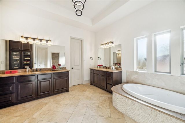 6007 Abercombie Lane, Sugar Land, TX 77479