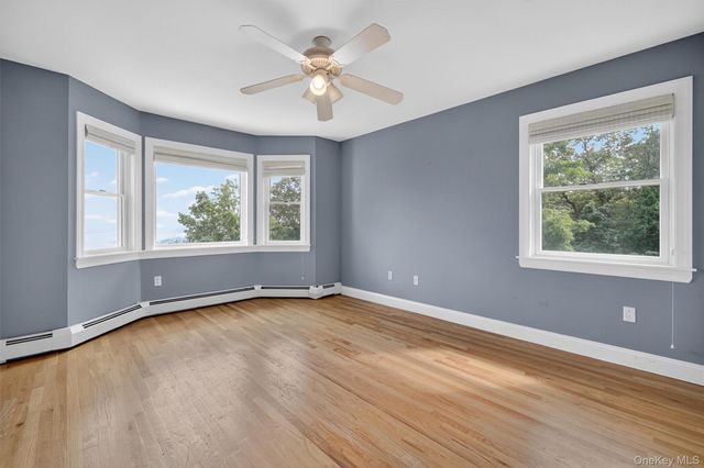 10 Soluri Lane, Tomkins Cove, NY 10986