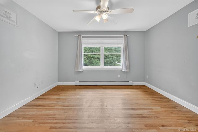 10 Soluri Lane, Tomkins Cove, NY 10986