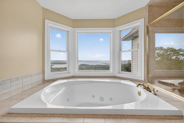 10 Soluri Lane, Tomkins Cove, NY 10986