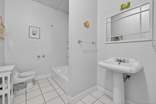 10 Soluri Lane, Tomkins Cove, NY 10986