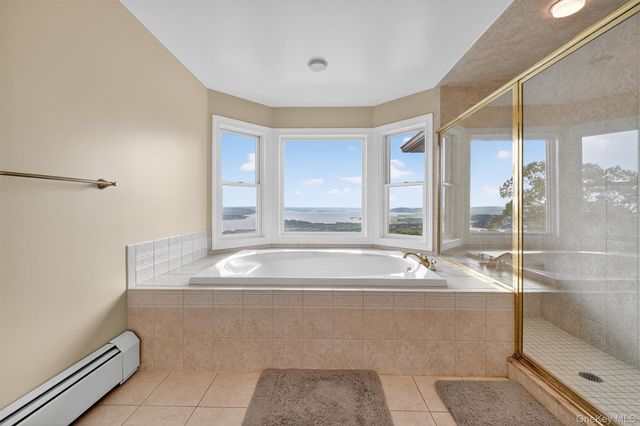 10 Soluri Lane, Tomkins Cove, NY 10986