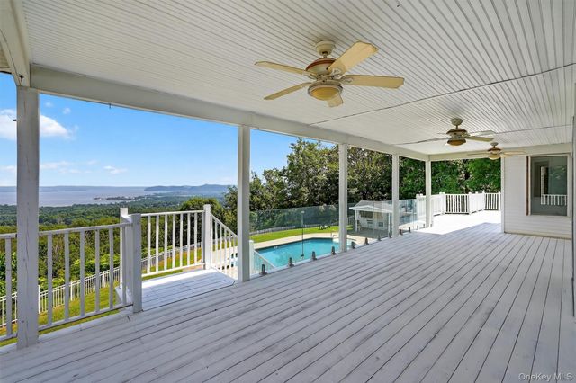 10 Soluri Lane, Tomkins Cove, NY 10986