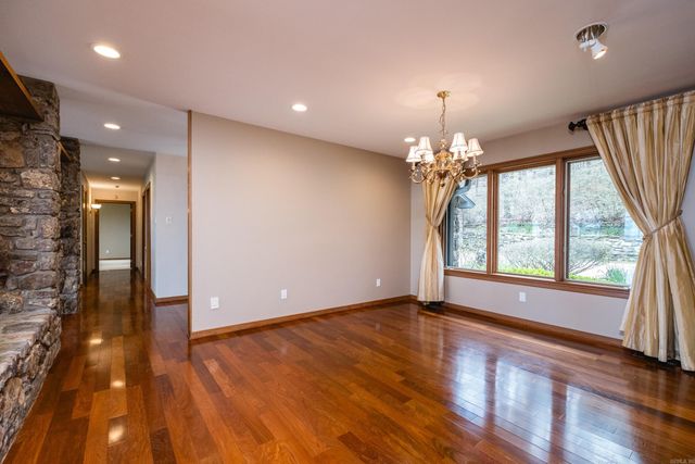 11201 Old Arkansas Drive, Roland, AR 72135