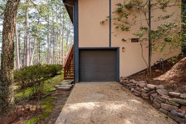 11201 Old Arkansas Drive, Roland, AR 72135