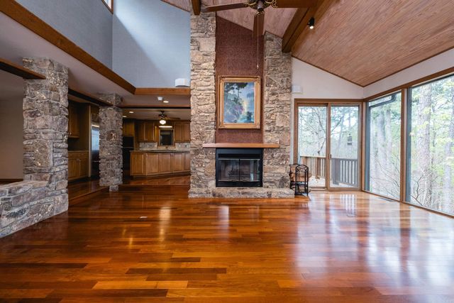 11201 Old Arkansas Drive, Roland, AR 72135