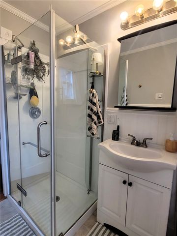 22 Annandale Road 2, Newport, RI 02840