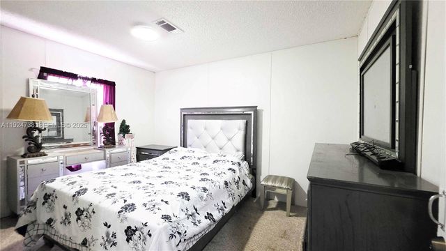 225 N Estribo ST, Clewiston, FL 33440