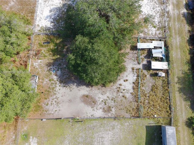 225 N Estribo ST, Clewiston, FL 33440