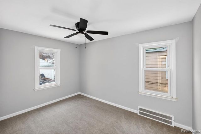 18827 Woodside Street, Harper Woods, MI 48225