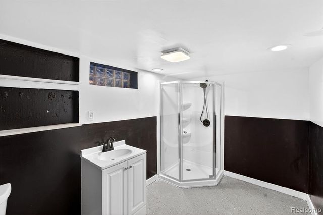 18827 Woodside Street, Harper Woods, MI 48225