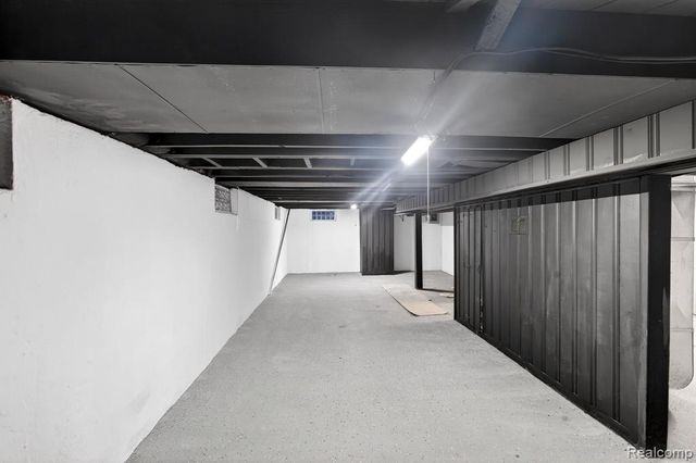 18827 Woodside Street, Harper Woods, MI 48225