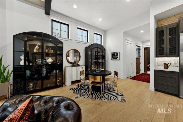 152 S Carbon Rivet Ave, Eagle, ID 83616