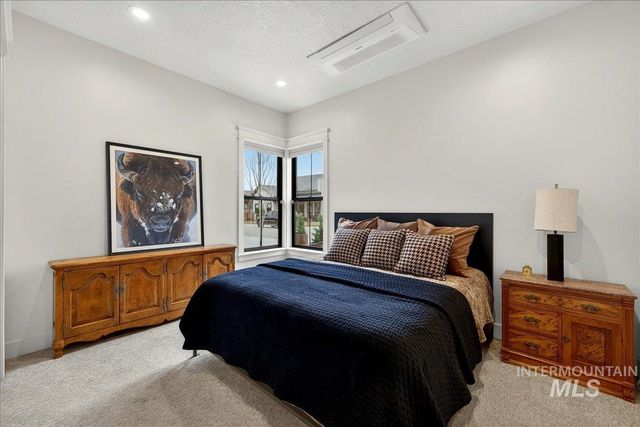 152 S Carbon Rivet Ave, Eagle, ID 83616