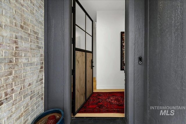 152 S Carbon Rivet Ave, Eagle, ID 83616