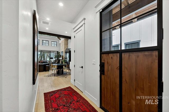 152 S Carbon Rivet Ave, Eagle, ID 83616