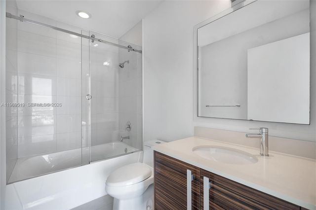 2020 N Bayshore Dr 3506, Miami, FL 33137