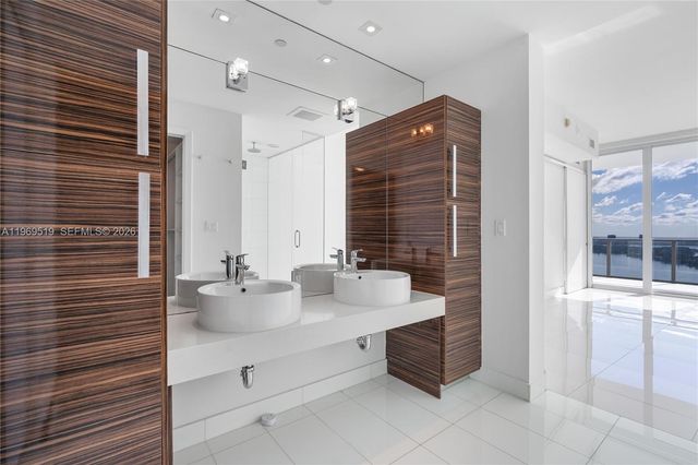 2020 N Bayshore Dr 3506, Miami, FL 33137