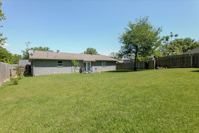 711 Shelmar Drive, Euless, TX 76039