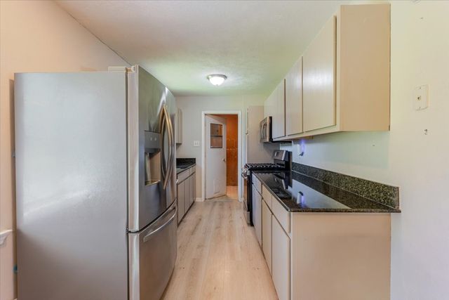 711 Shelmar Drive, Euless, TX 76039