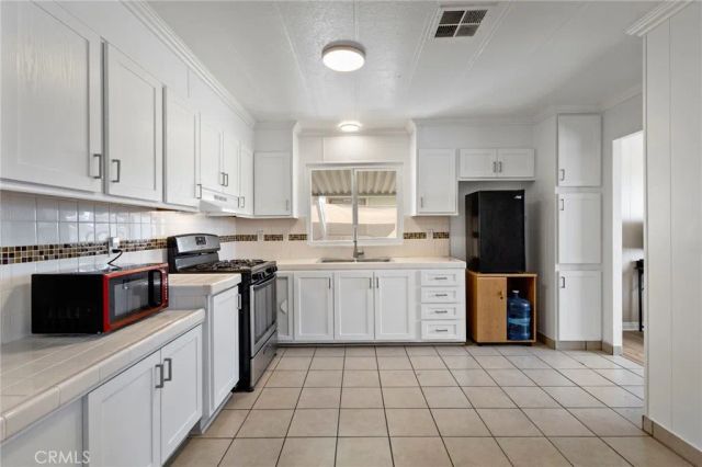 22838 Bear Valley 64, Apple Valley, CA 92308