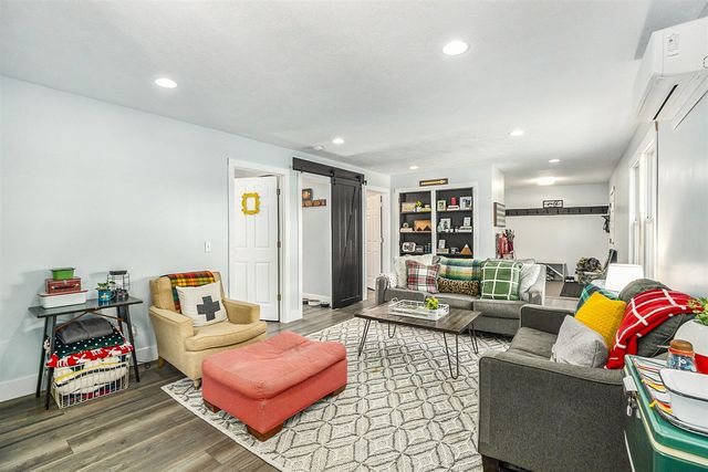 4529 S Hilton Park Road, Fruitport, MI 49415