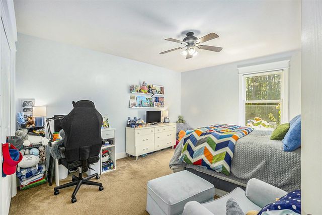 4529 S Hilton Park Road, Fruitport, MI 49415