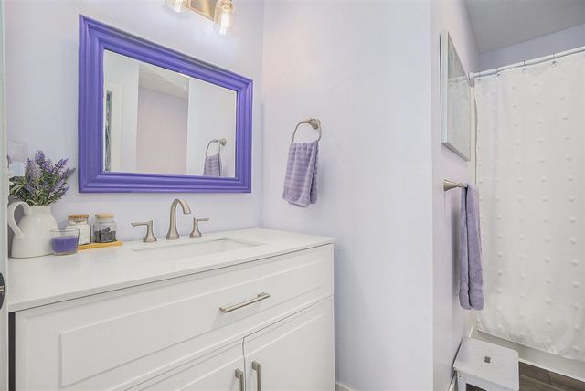 4529 S Hilton Park Road, Fruitport, MI 49415