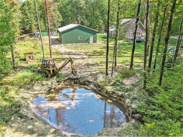 4529 S Hilton Park Road, Fruitport, MI 49415