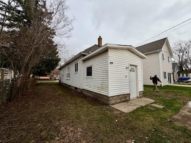 1687 Smith Street, Muskegon, MI 49442
