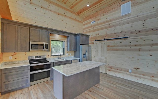 322 Deer Haven Trail, Murphy, NC 28906