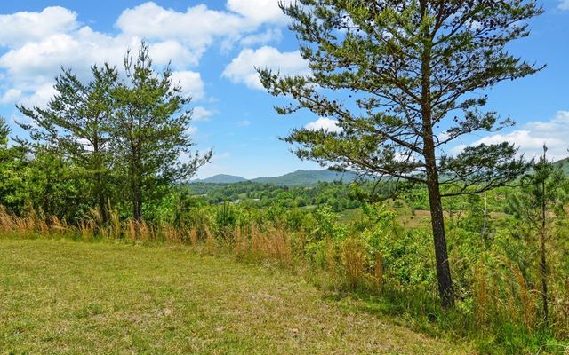 322 Deer Haven Trail, Murphy, NC 28906
