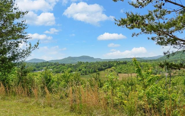 322 Deer Haven Trail, Murphy, NC 28906