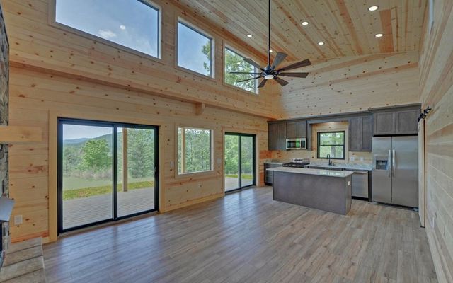 322 Deer Haven Trail, Murphy, NC 28906