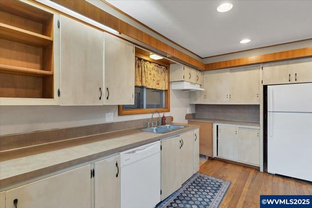 511 E Elwood St, Stayton, OR 97383