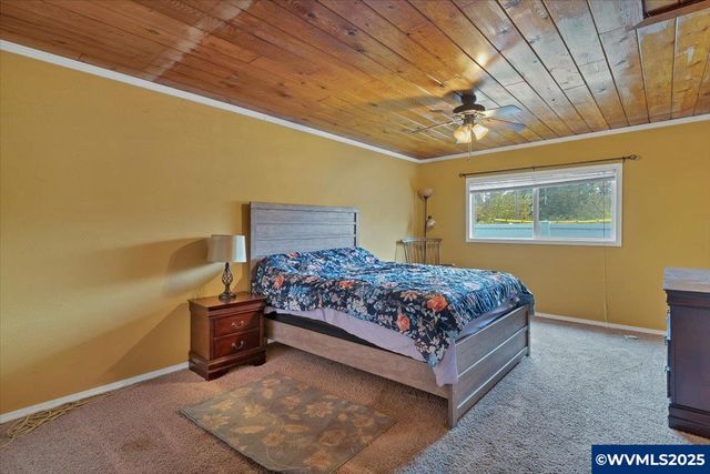 511 E Elwood St, Stayton, OR 97383