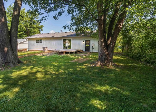 105 Carlisle Court, Chandler, IN 47610