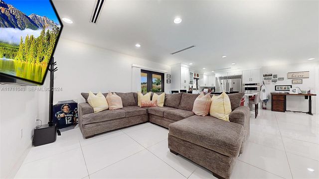 27200 SW 162nd Avenue, Homestead, FL 33031