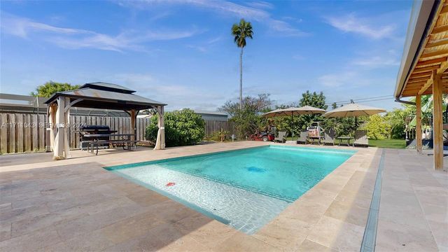 27200 SW 162nd Avenue, Homestead, FL 33031