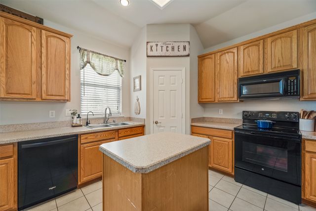 5454 Tree Grace Lane, Kaufman, TX 75142