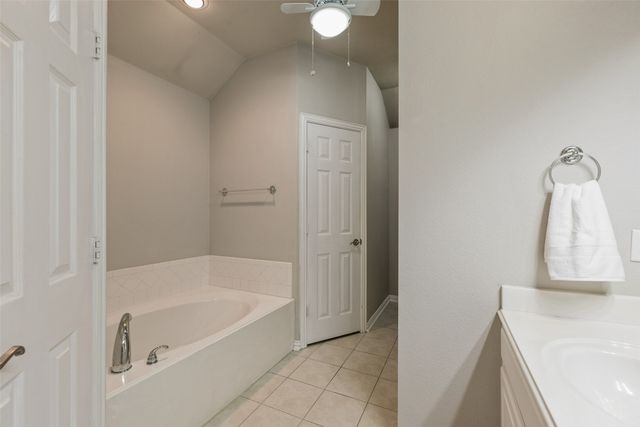 5454 Tree Grace Lane, Kaufman, TX 75142