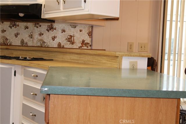601 N Kirby Avenue 534, Hemet, CA 92545