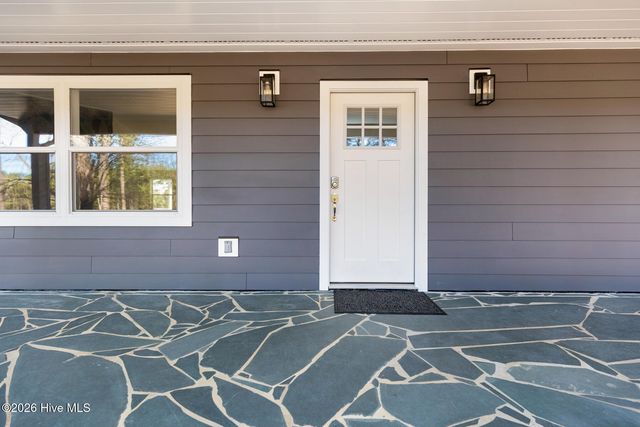 118 E Devonshire Avenue, West End, NC 27376